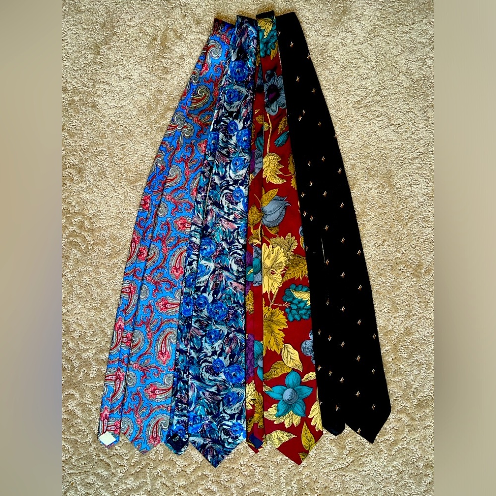 GUC Traditional Men’s Neckties Set of 4 Various Colors, Prints and Brands
